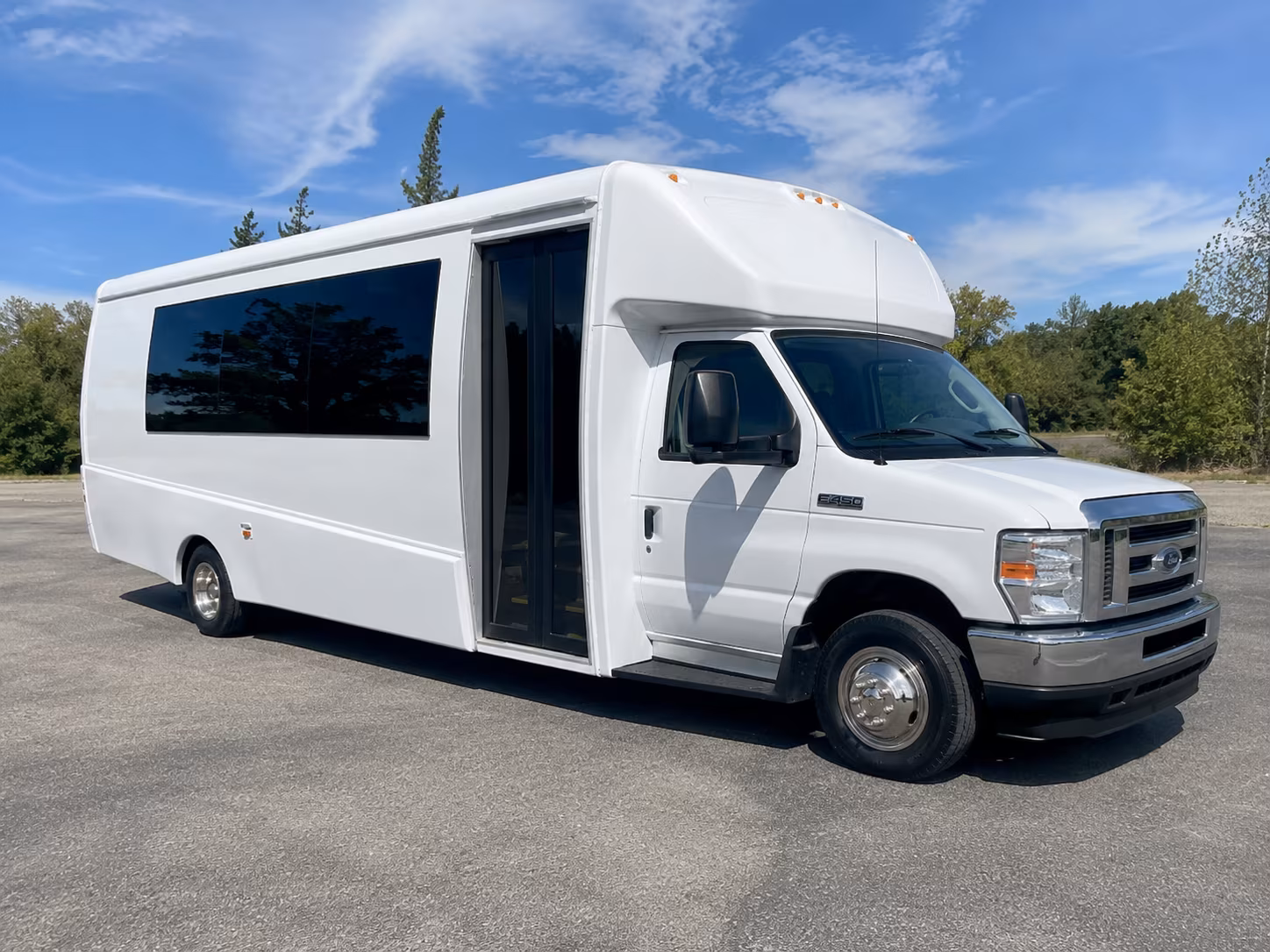 Amarillo Birthday, Sweet 16, & Quinceañera Transportation group transportation