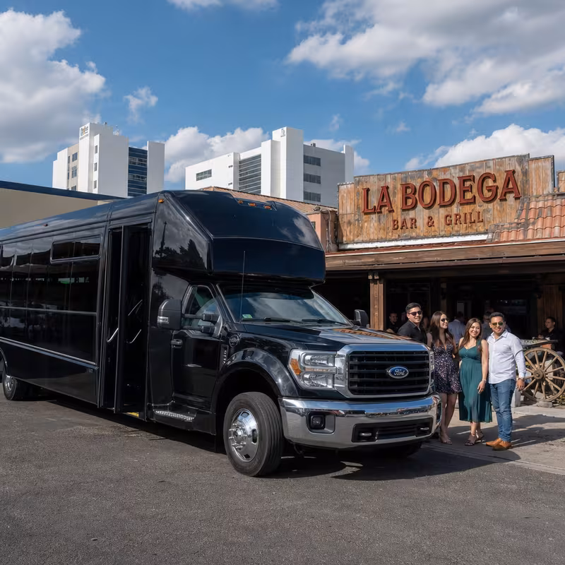 La Bodega Bar & Grill