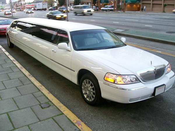 Amarillo 8 Passenger Limo